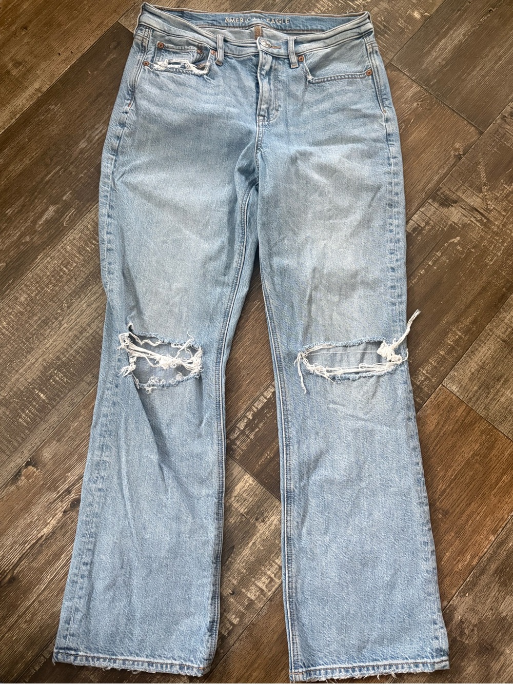 American Eagle Outfitters Light Blue 90’s bootcut 8R